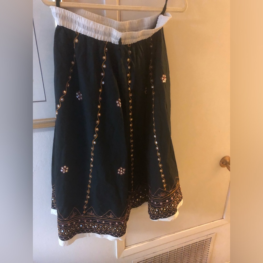Chic Black Embroidered A-Line Skirt- 39A $30 or $25 w/offer